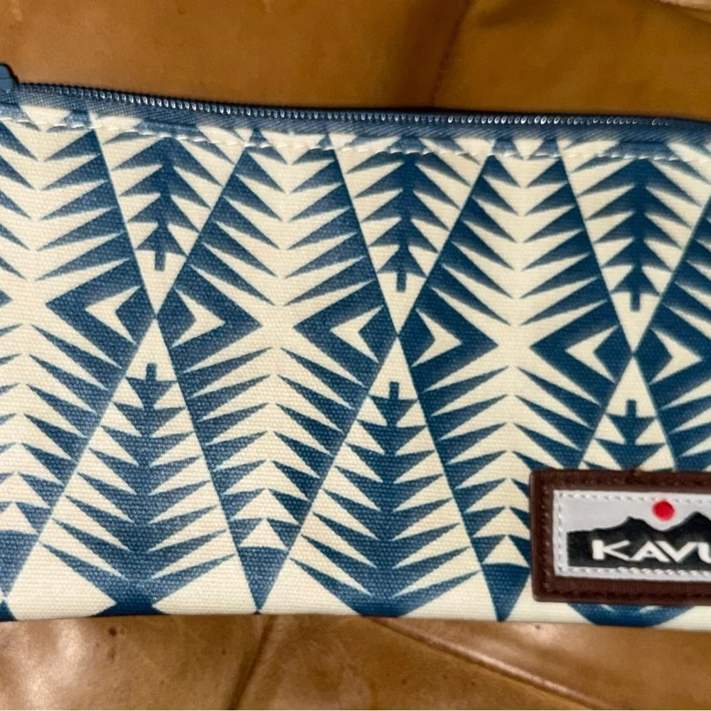 Kavu Clutch Wallet - New